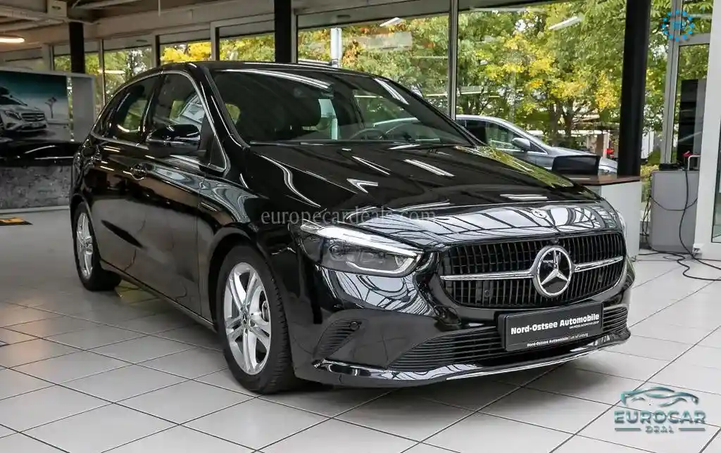 Mercedes-Benz B 200