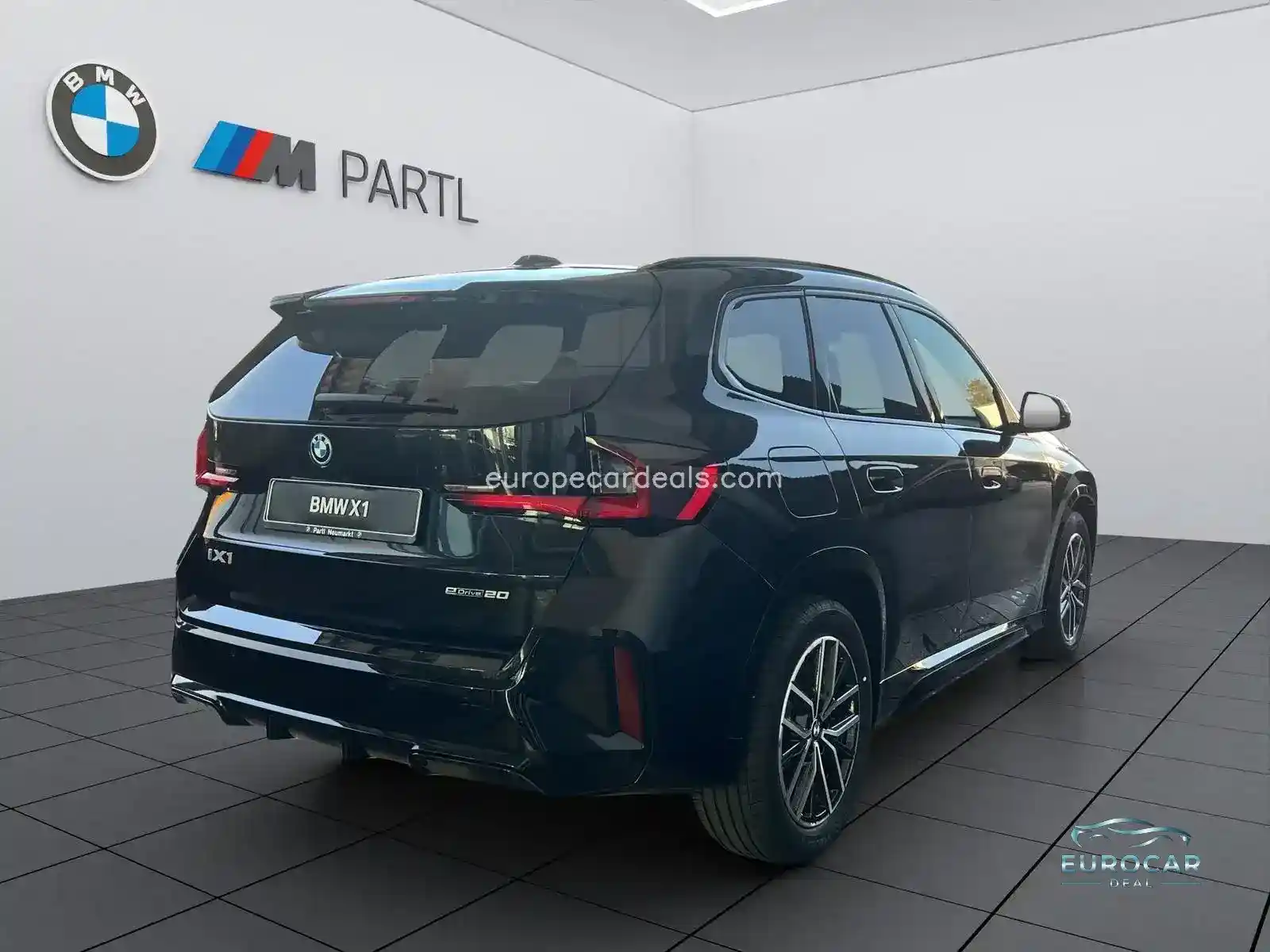 BMW iX1