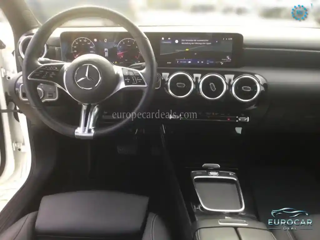 Mercedes-Benz A 220