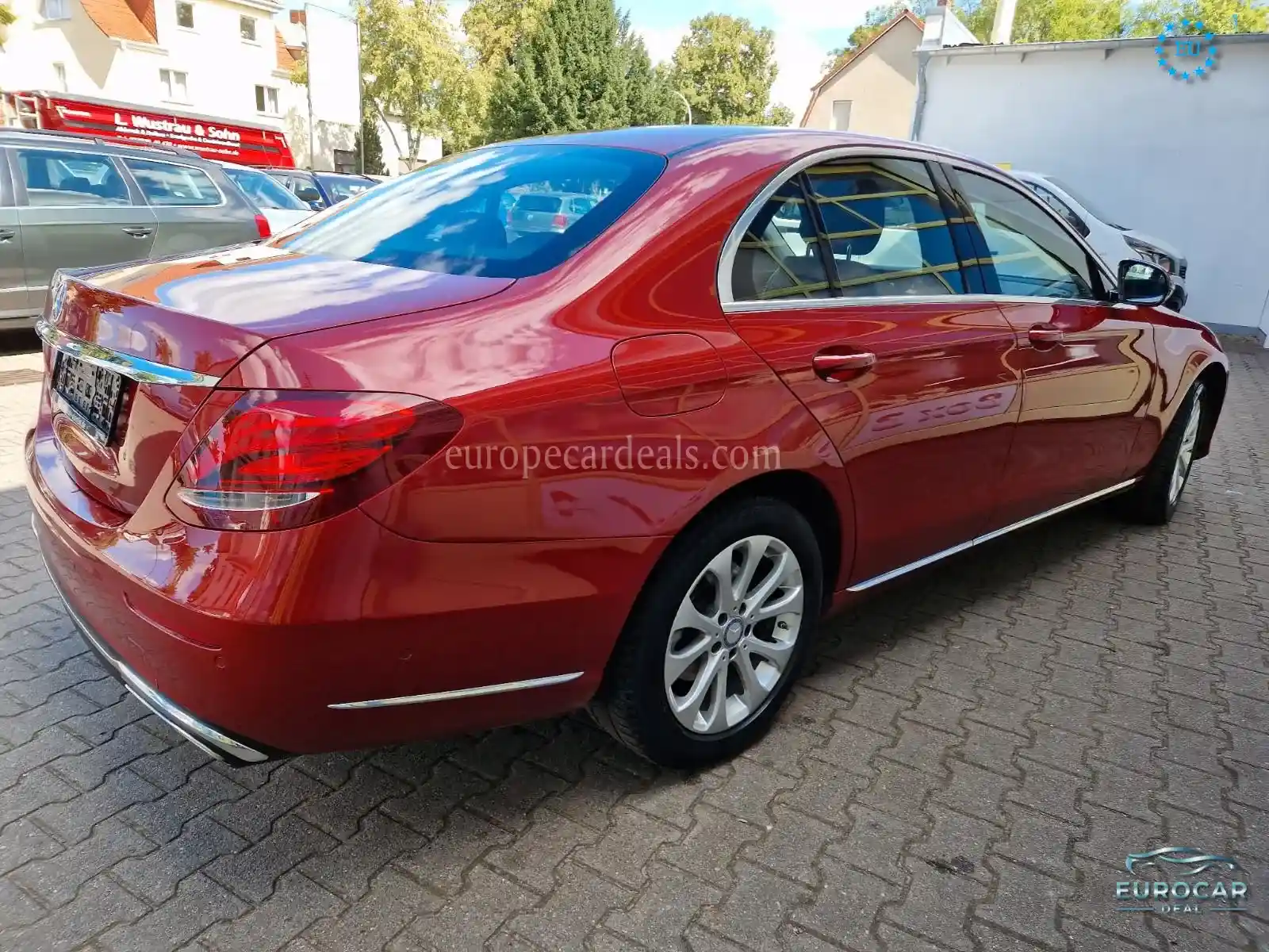 Mercedes-Benz E 200