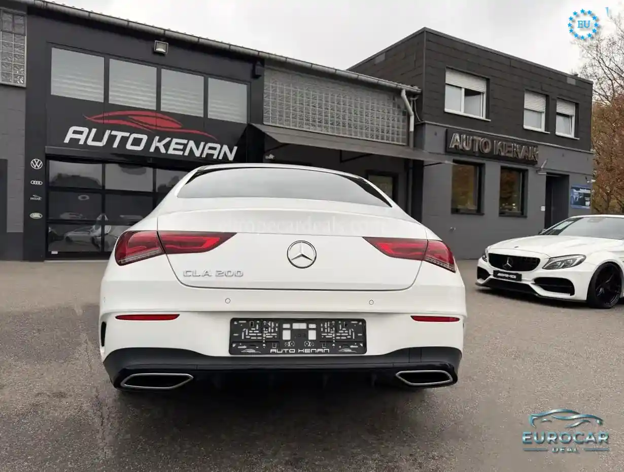 Mercedes-Benz CLA 200