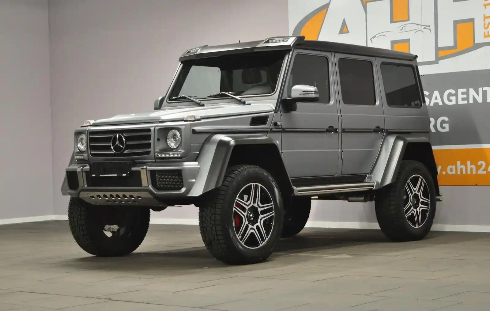 Mercedes-Benz G 500
