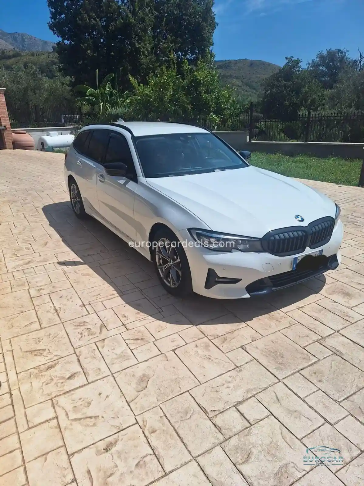 BMW 320