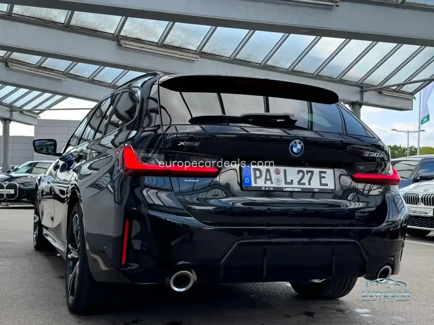 BMW 330