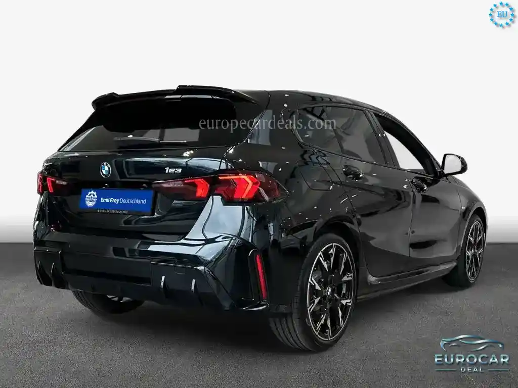 BMW 123