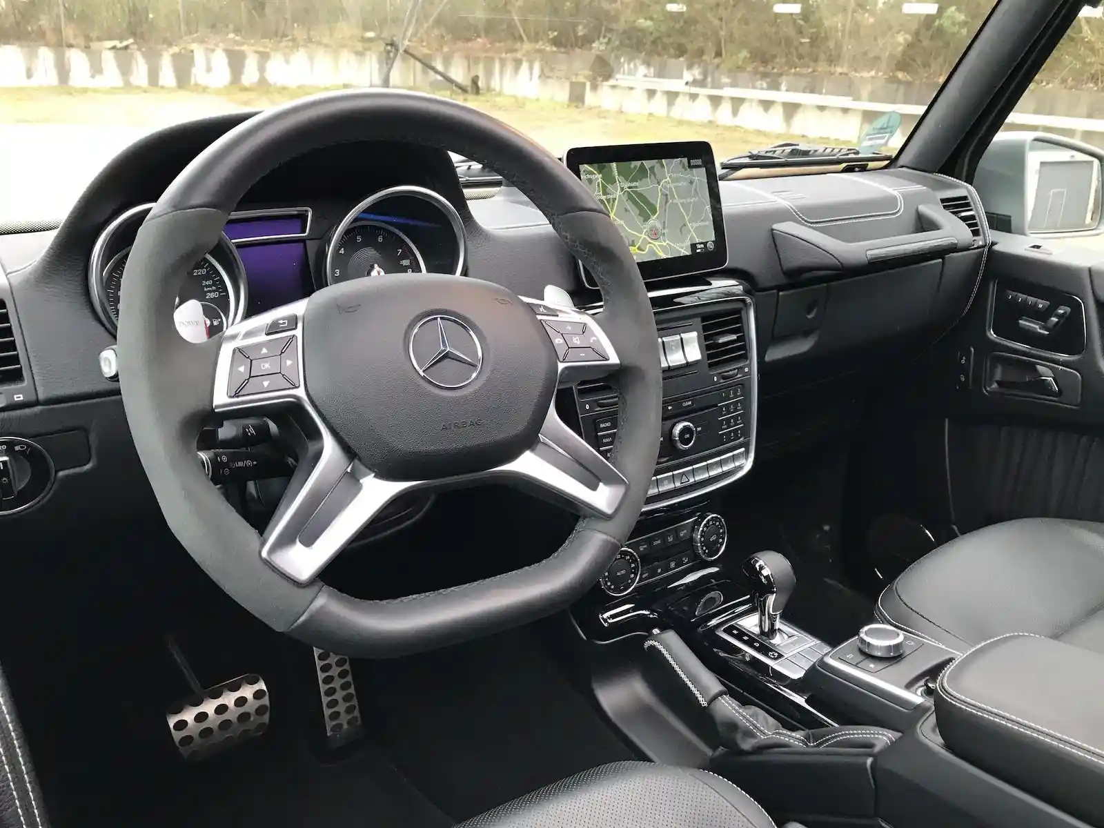 Mercedes-Benz G 500