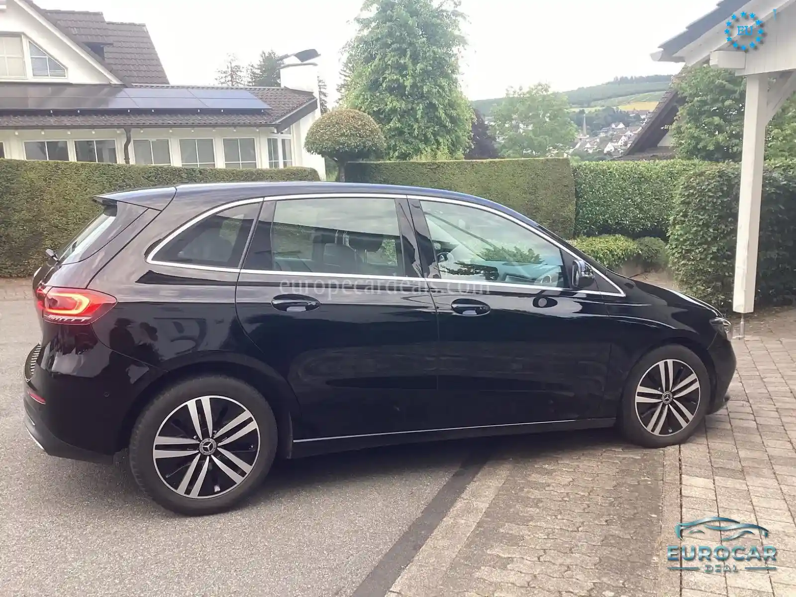 Mercedes-Benz B 180
