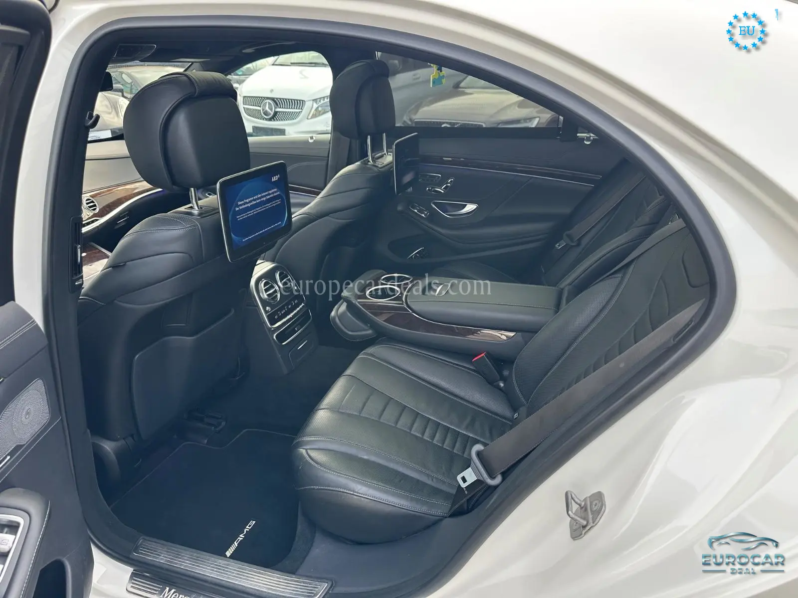 Mercedes-Benz S 560