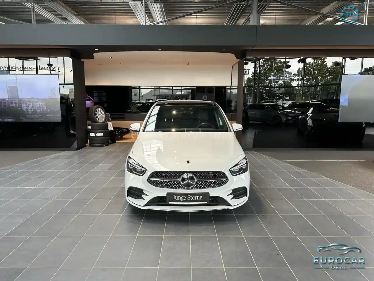 Mercedes-Benz B 200