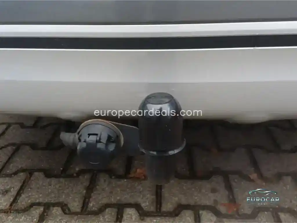Mitsubishi Plug-in Hybrid Outlander