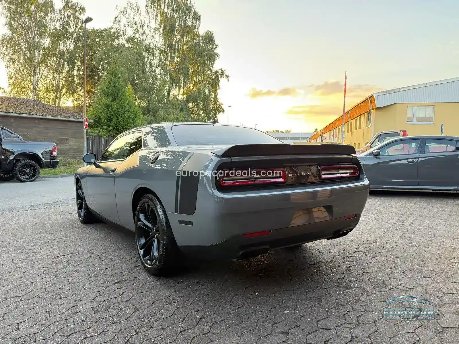 Dodge Challenger