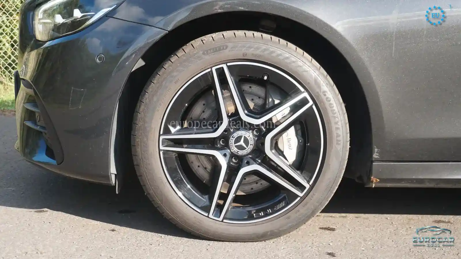 Mercedes-Benz E 300