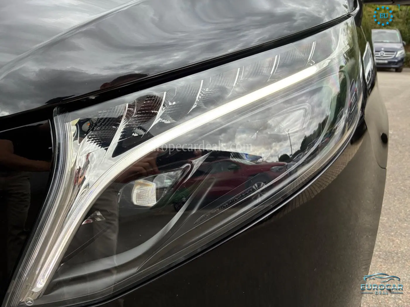 Mercedes-Benz V 220
