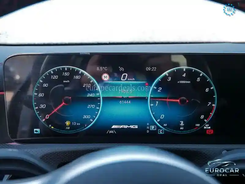 Mercedes-Benz CLA 45 AMG Shooting Brake