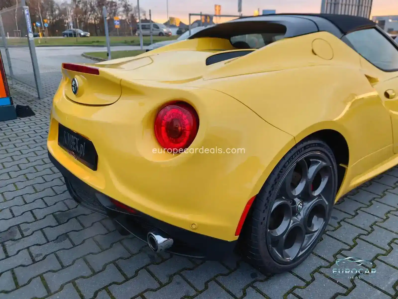 Alfa Romeo 4C