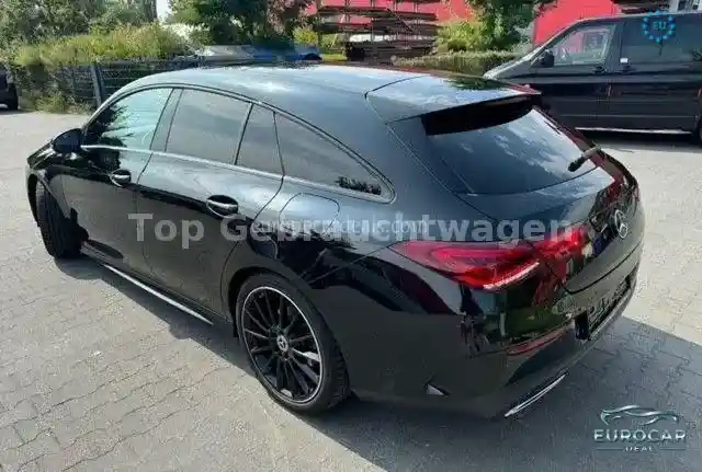 Mercedes-Benz CLA 200 Shooting Brake