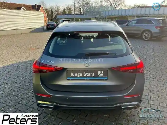 Mercedes-Benz C 220