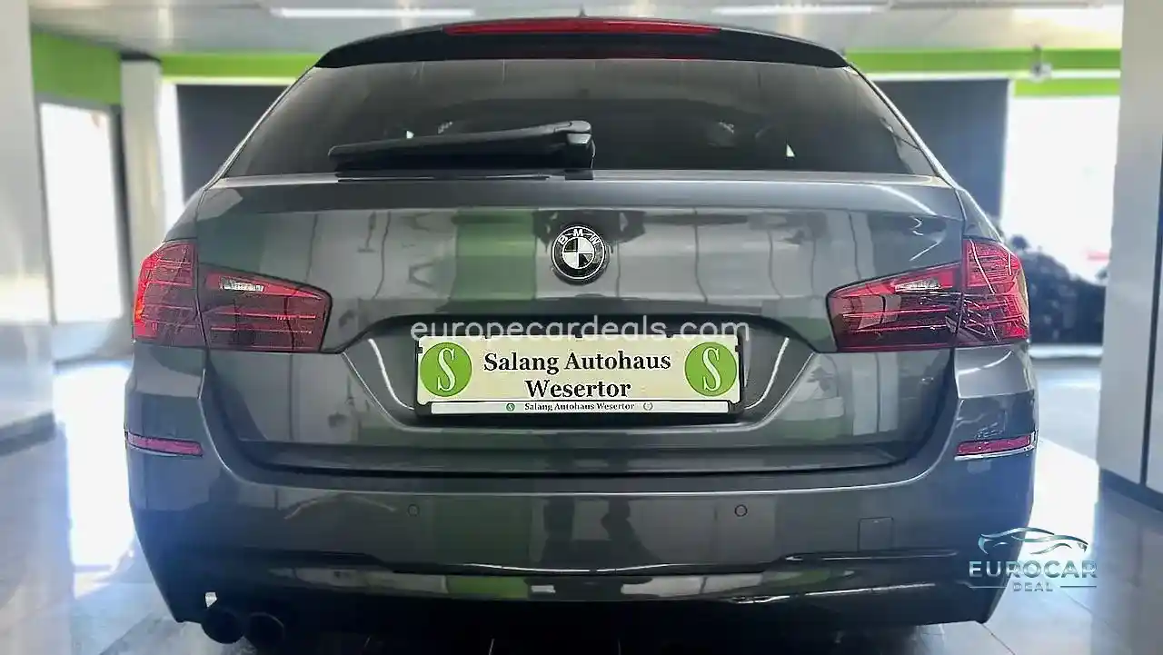 BMW 528