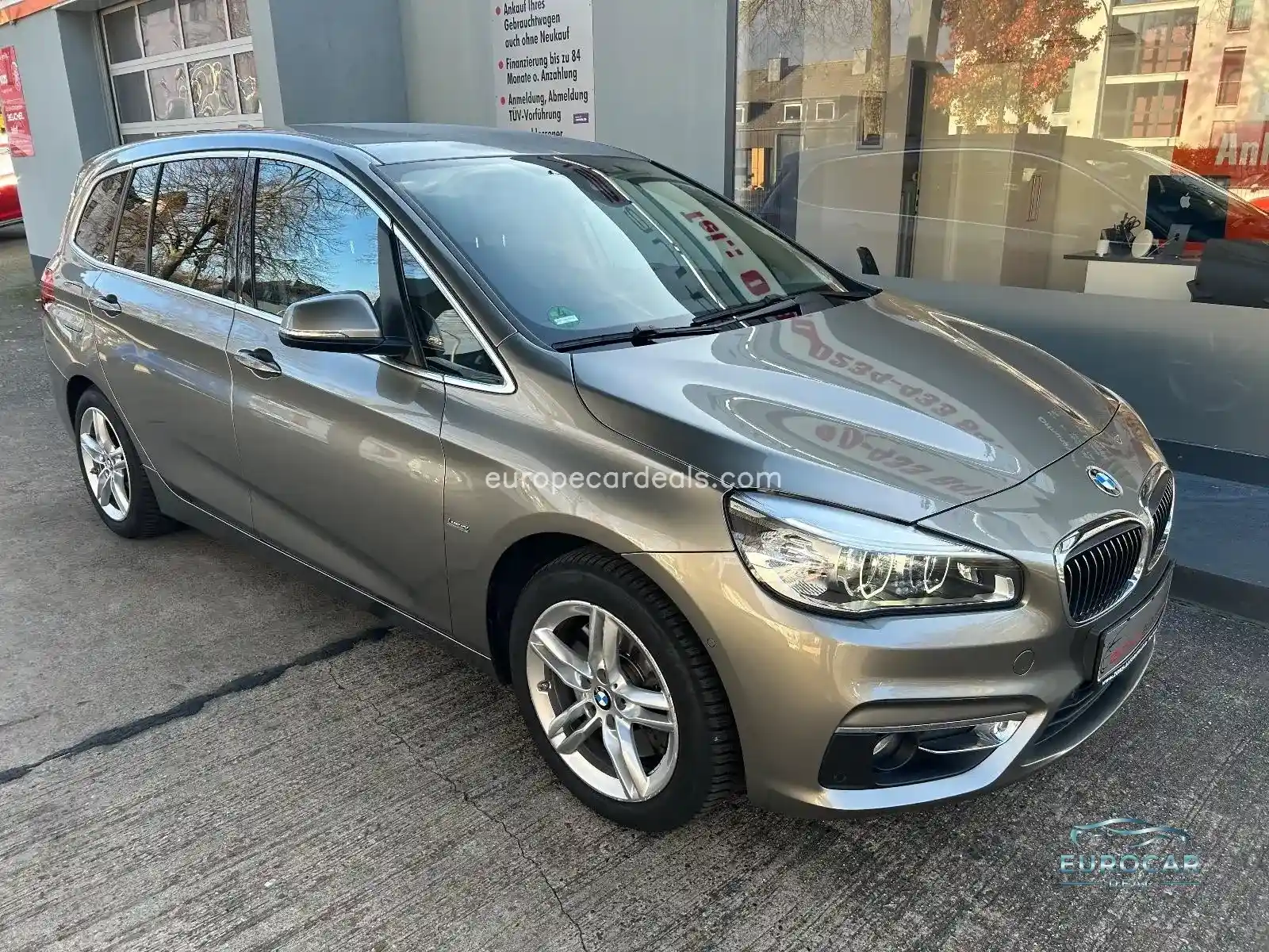 BMW 220