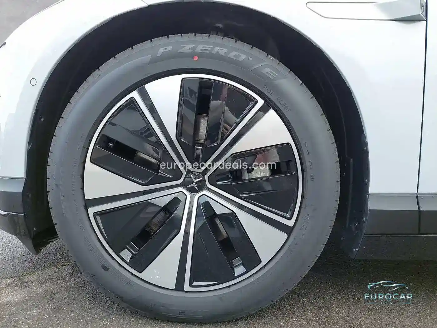 Polestar 4