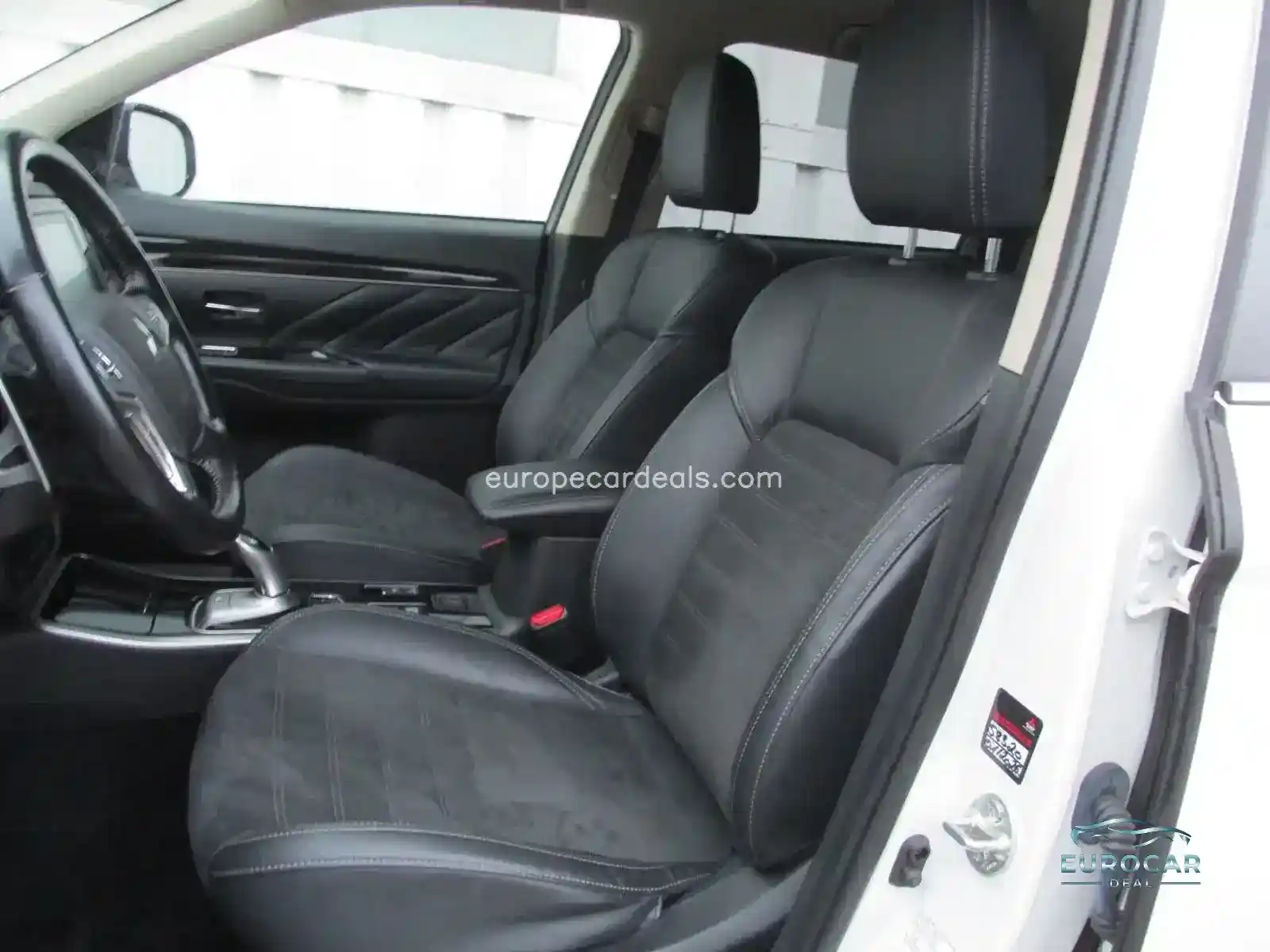 Mitsubishi Plug-in Hybrid Outlander