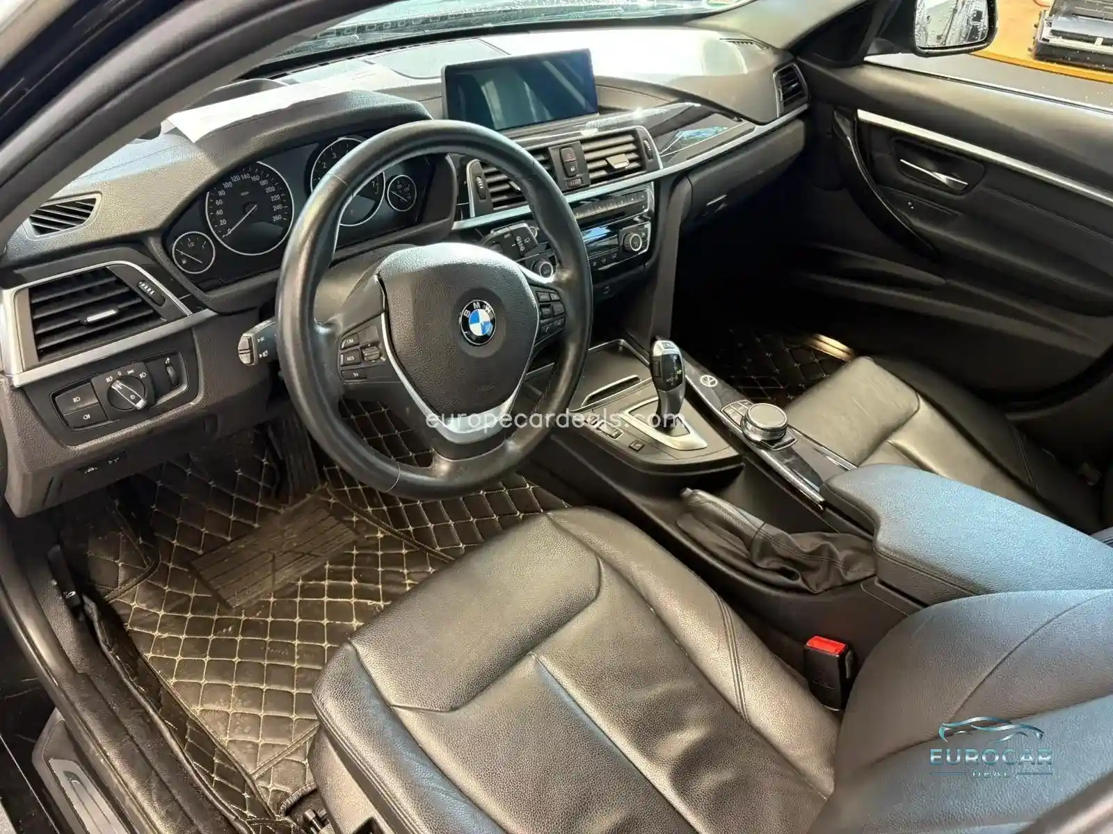 BMW 330