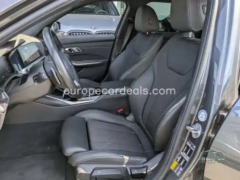 BMW 330