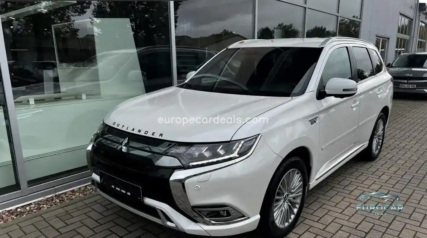 Mitsubishi Plug-in Hybrid Outlander