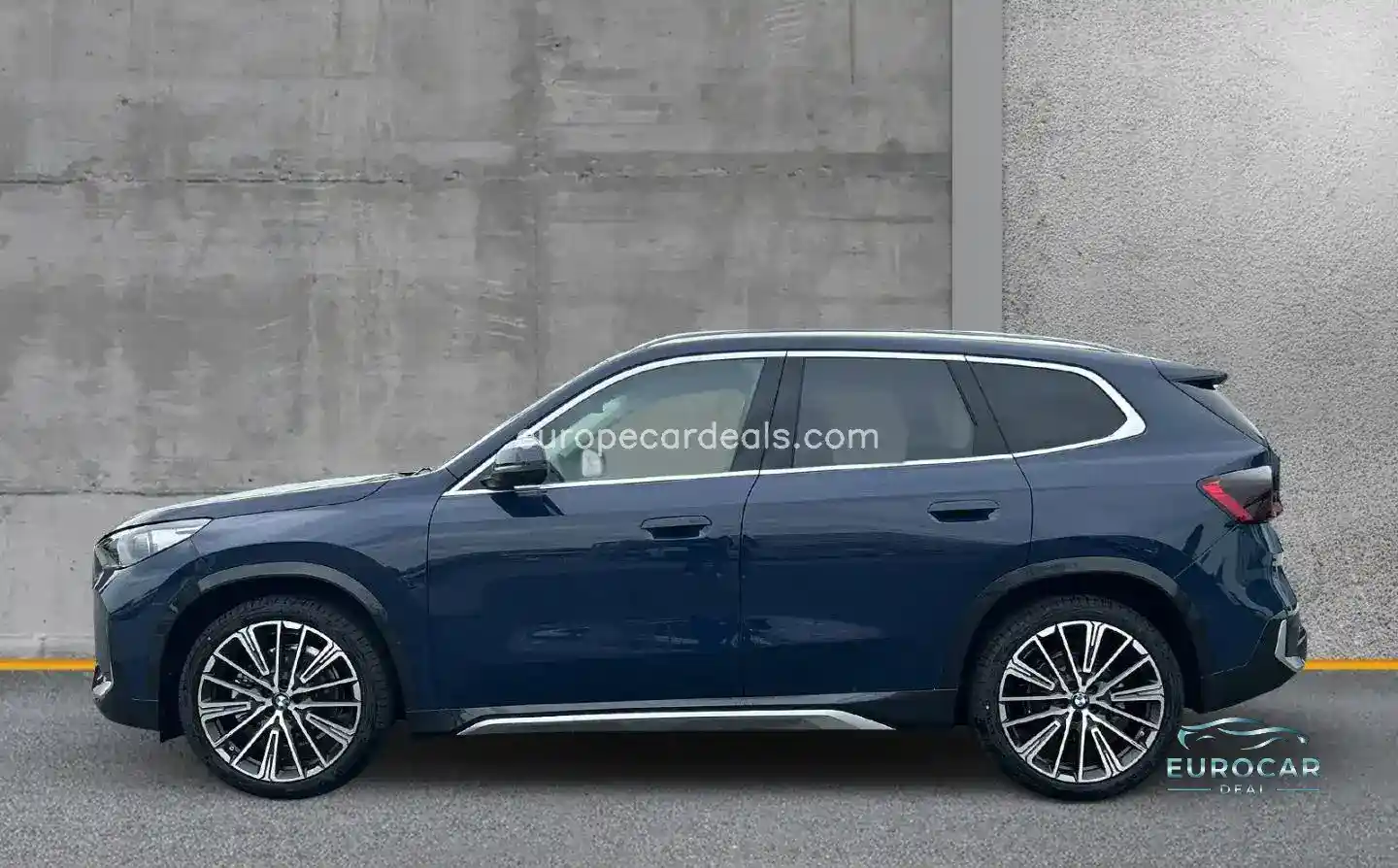 BMW iX1