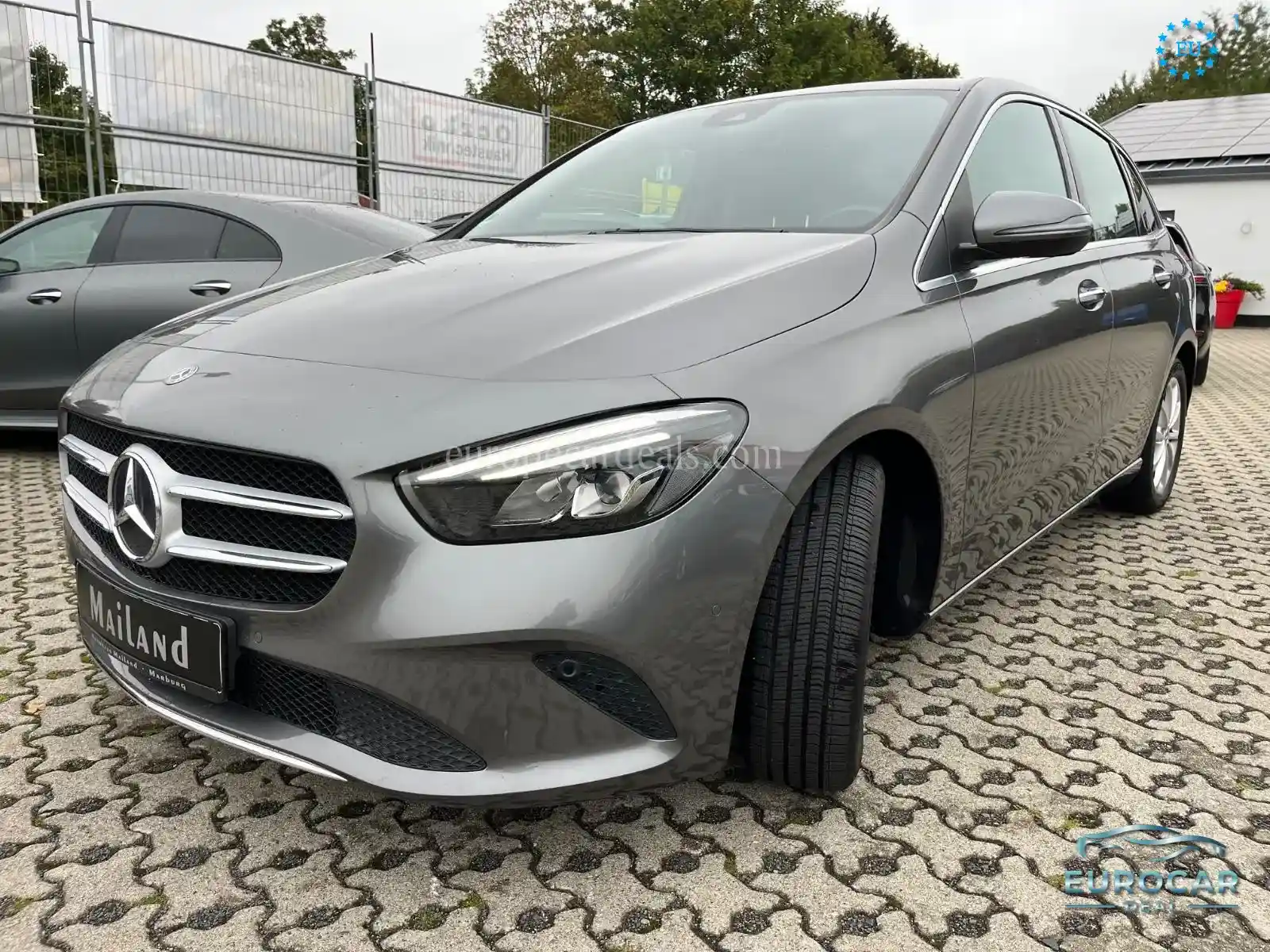 Mercedes-Benz B 200