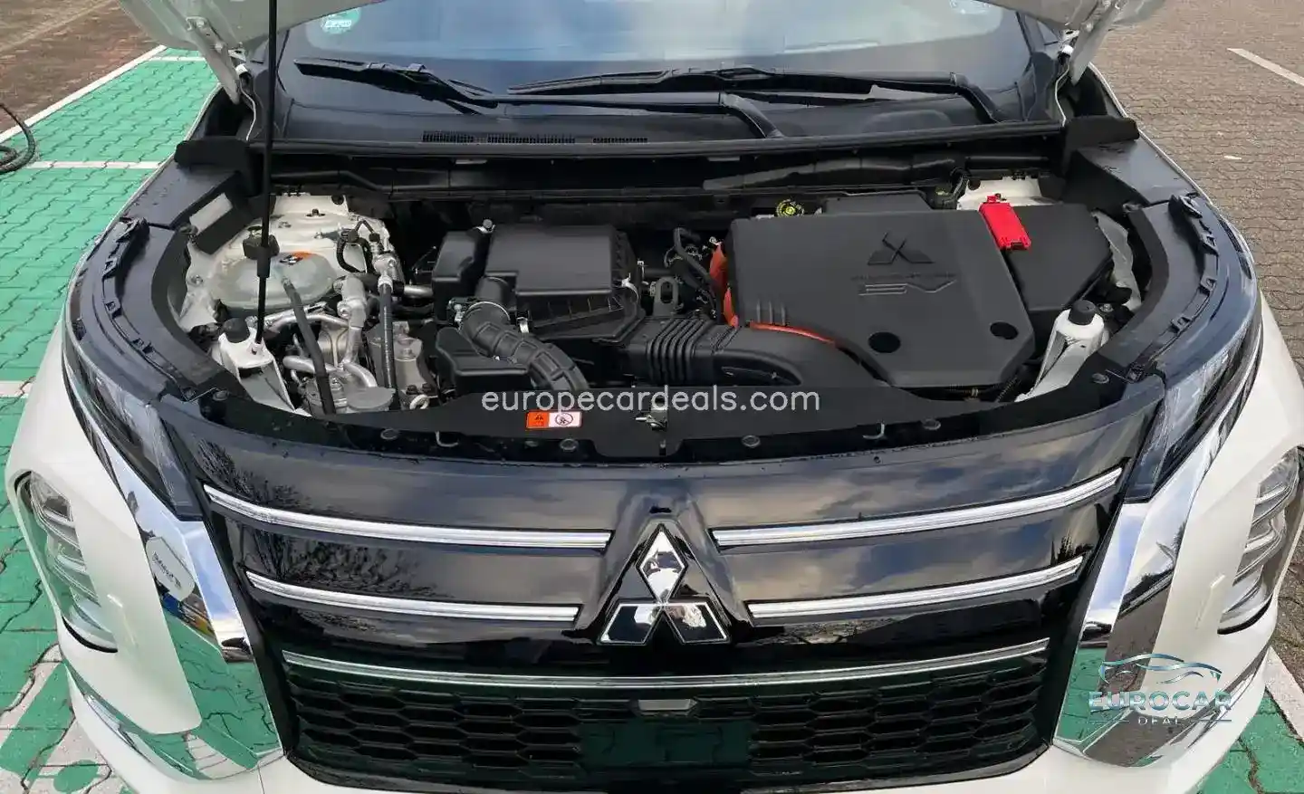 Mitsubishi Plug-in Hybrid Outlander
