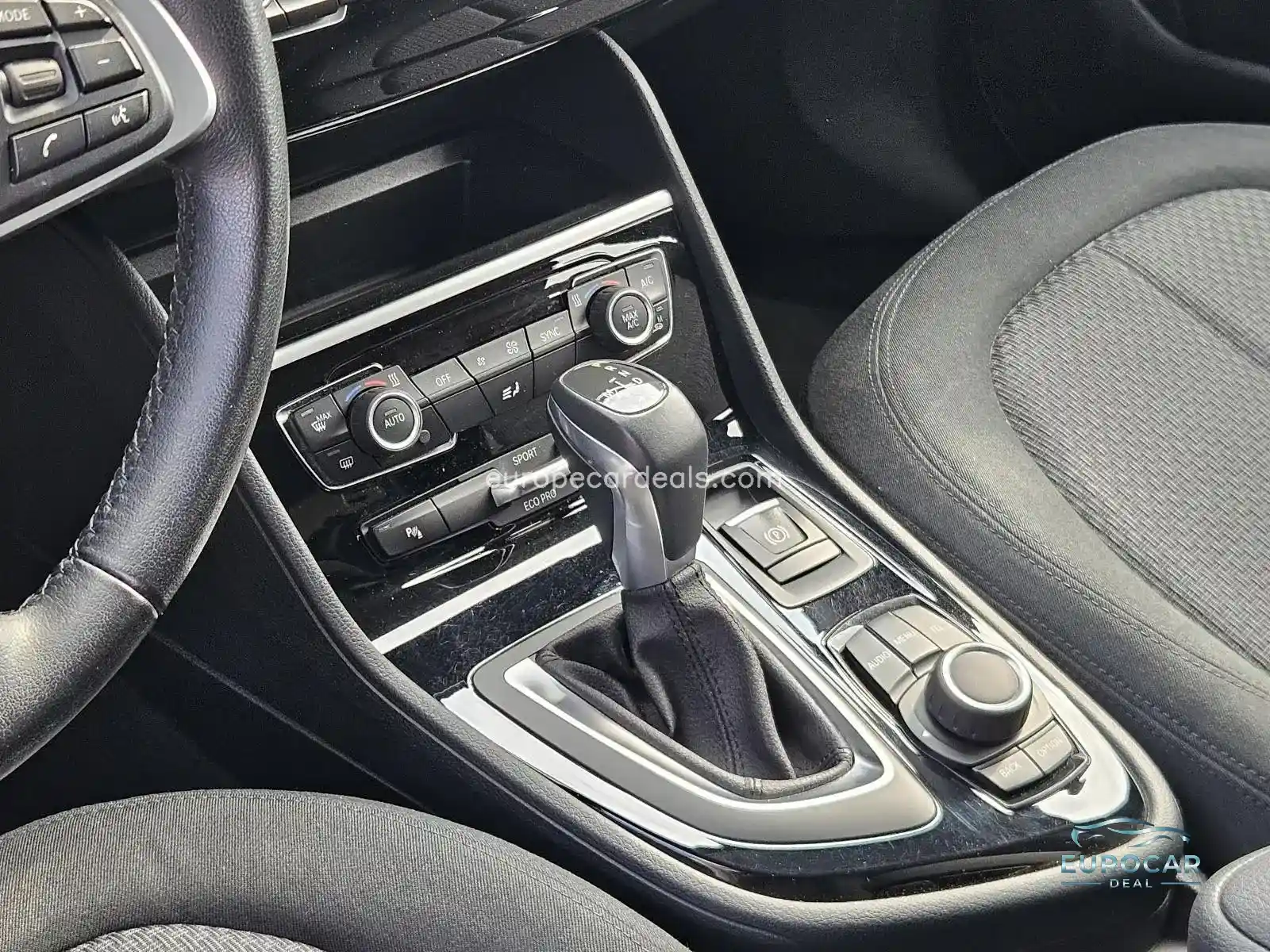 BMW 225