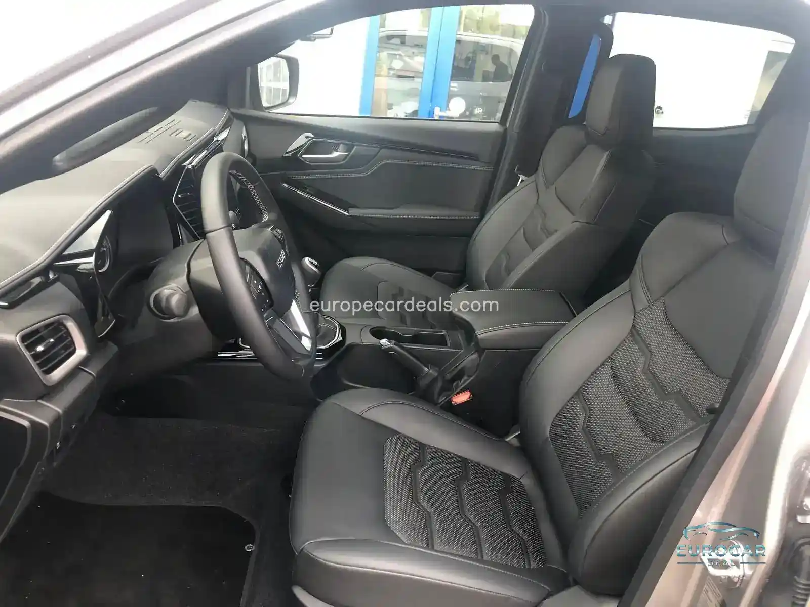 Double Cab 4×4 V-Cross MT +Offroad+Winde+