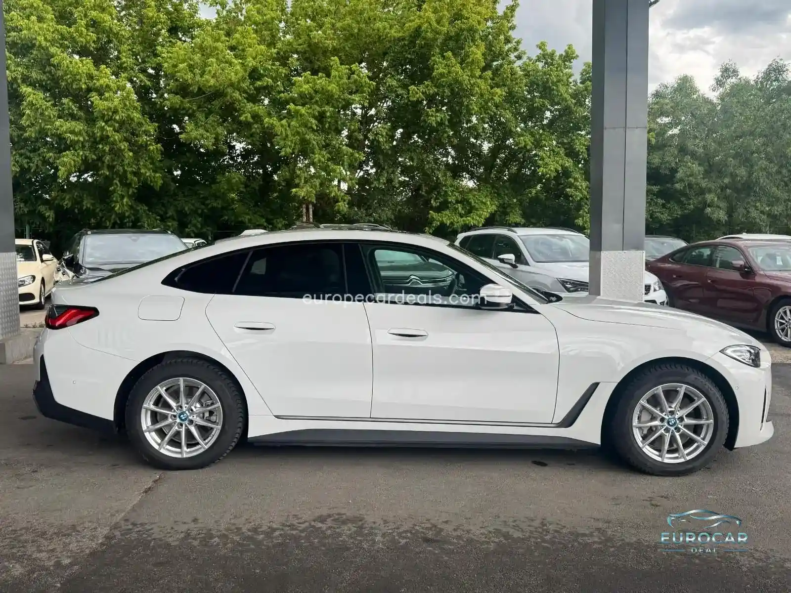 BMW i4