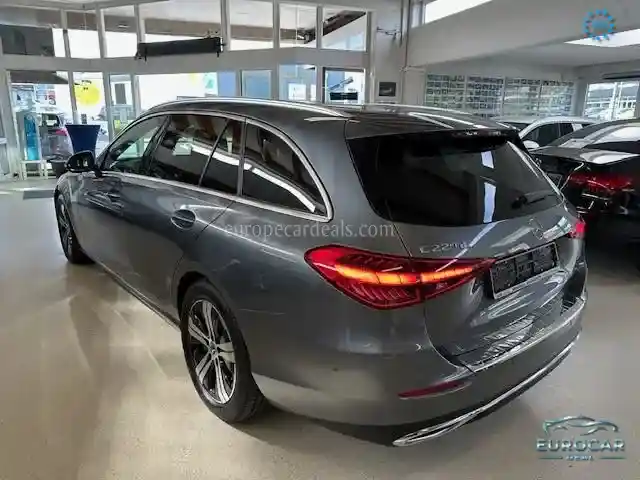 Mercedes-Benz C 220