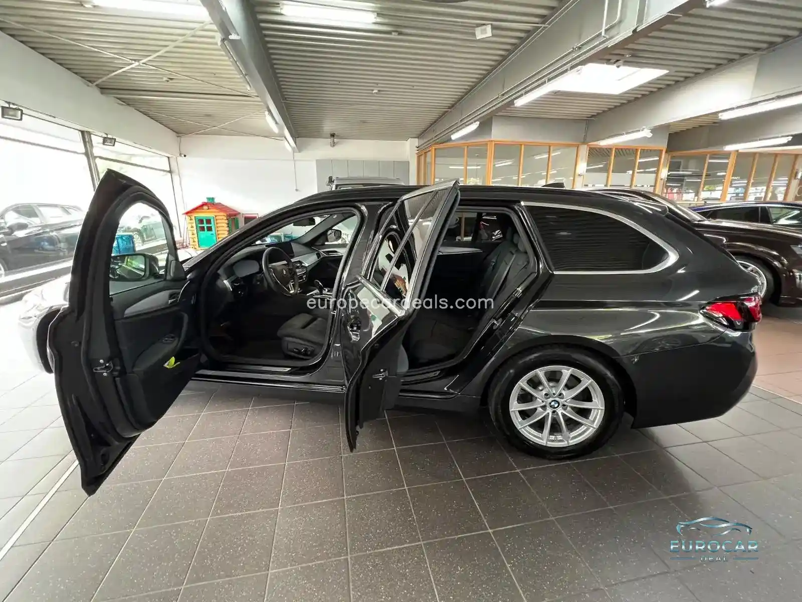 BMW 520