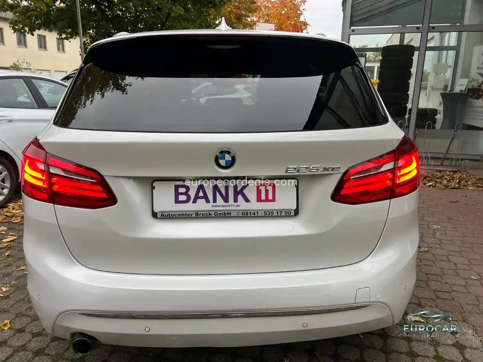BMW 225