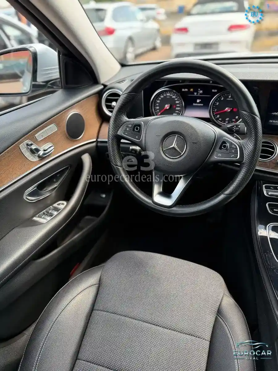 Mercedes-Benz E 400