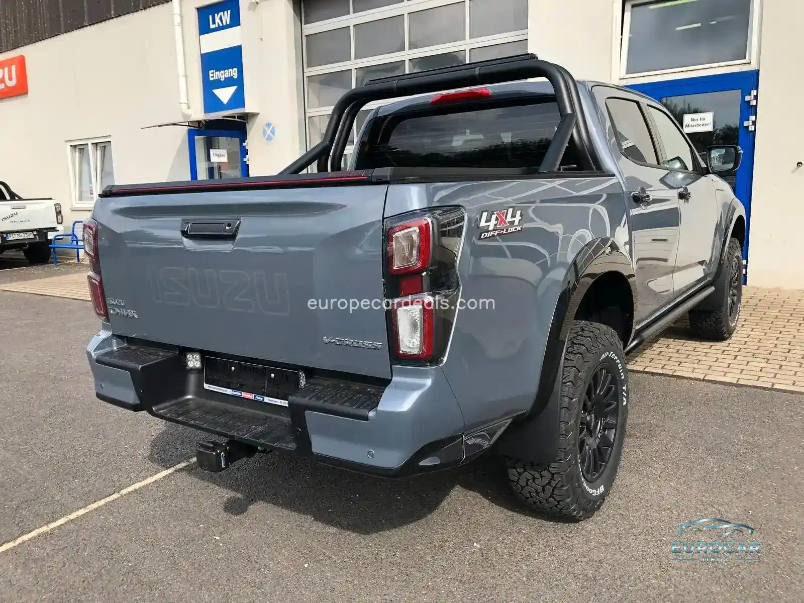 Double Cab V-Cross AT + hohes Fahrwerk +