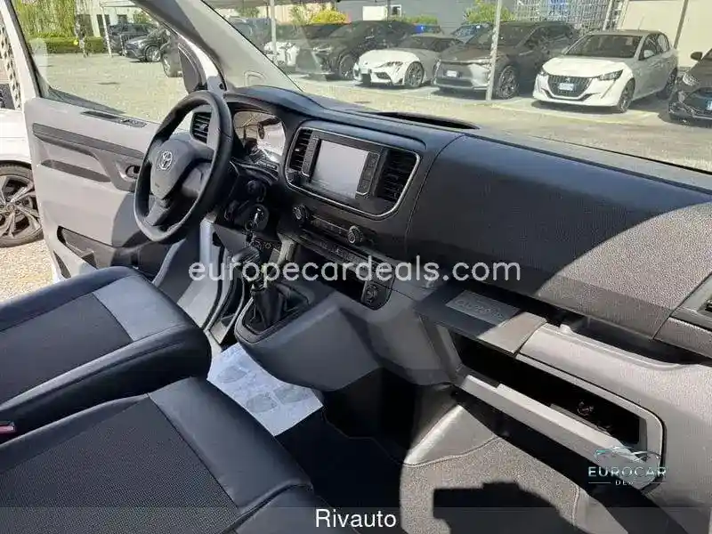 Toyota Proace (Verso)