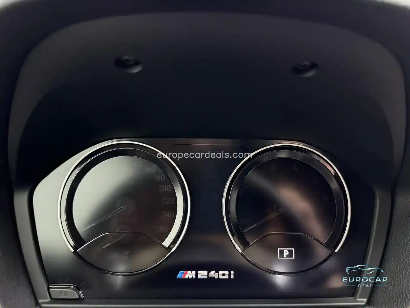 BMW M240i