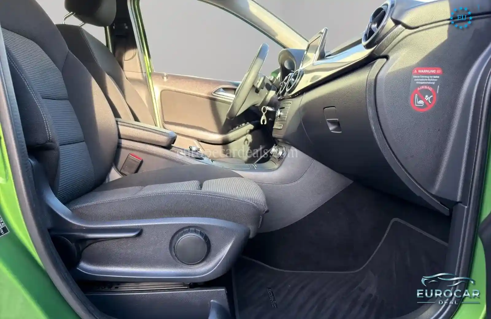 Mercedes-Benz B 180