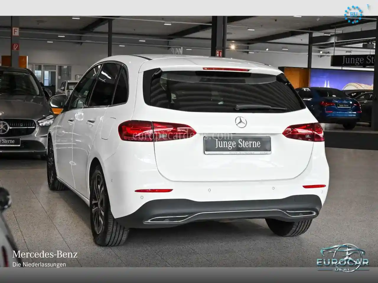Mercedes-Benz B 220