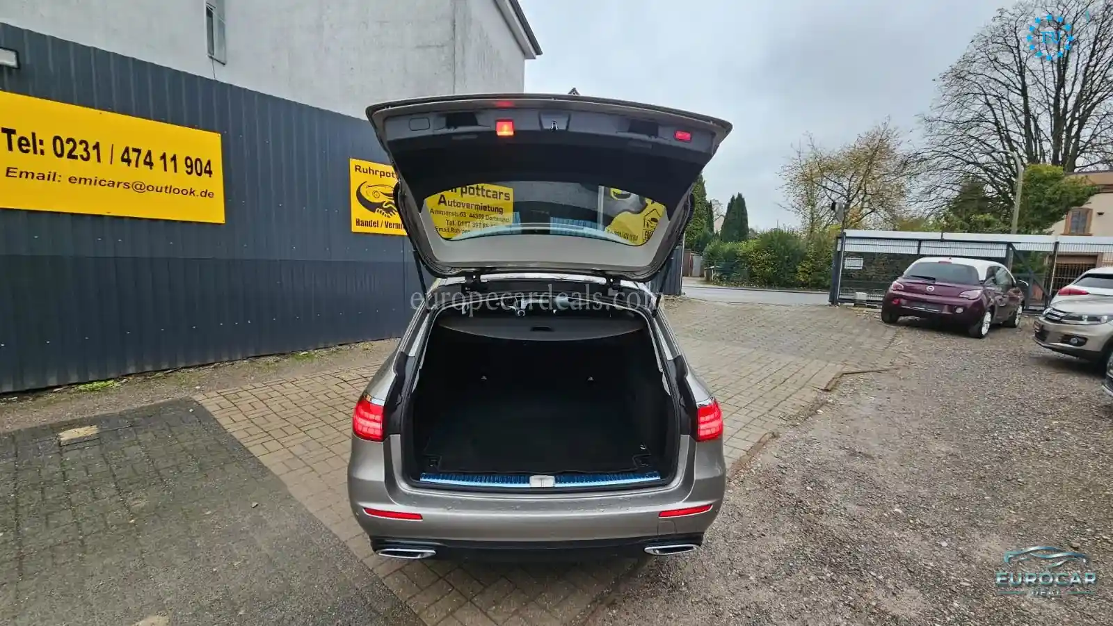 Mercedes-Benz E 220