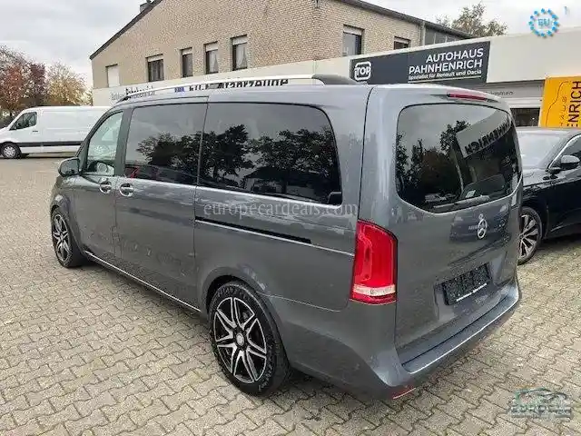 Mercedes-Benz V 250
