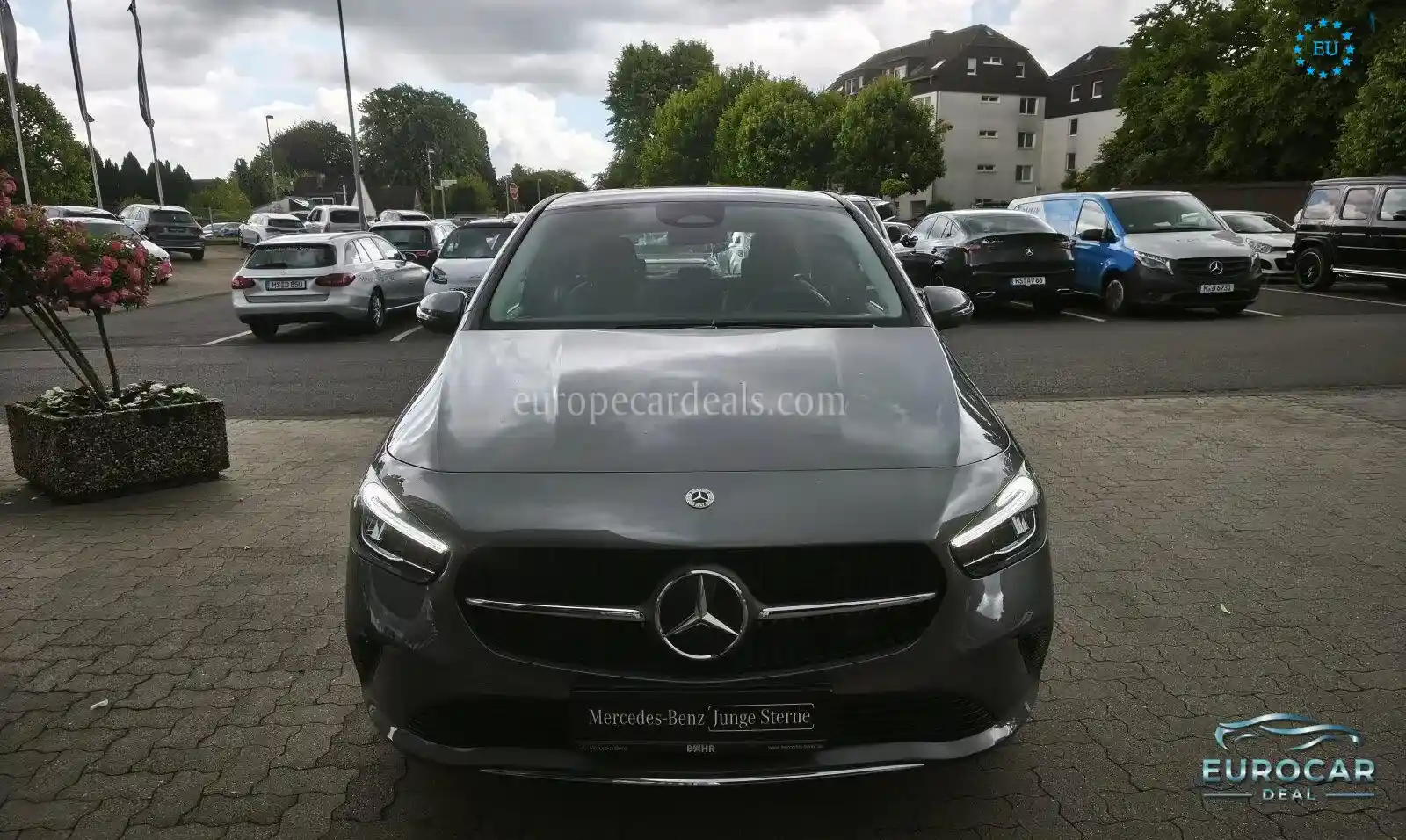 Mercedes-Benz B 180