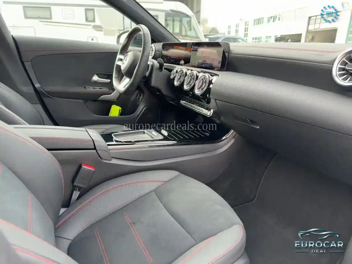 Mercedes-Benz CLA 220