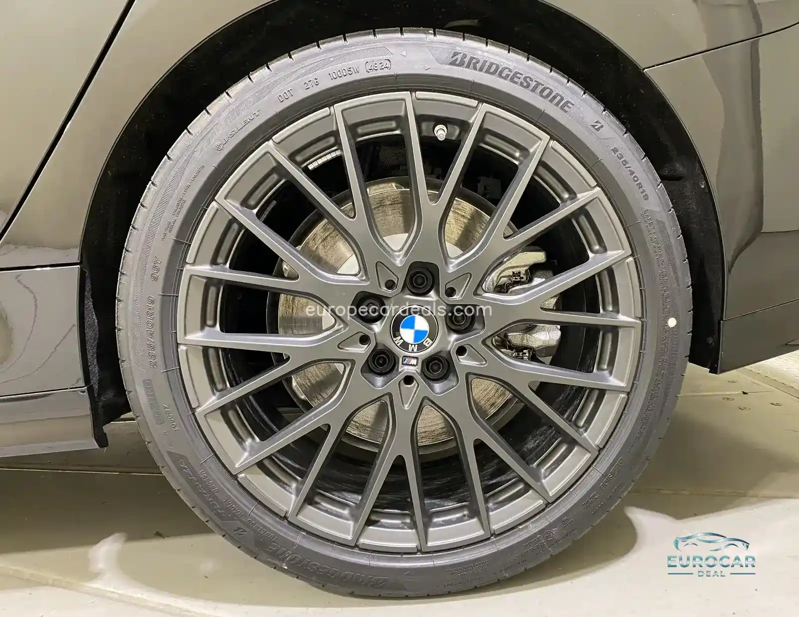 BMW M235