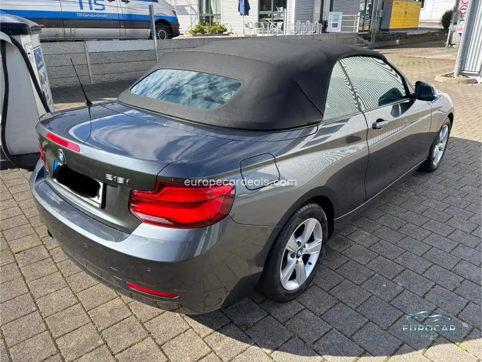 BMW 218