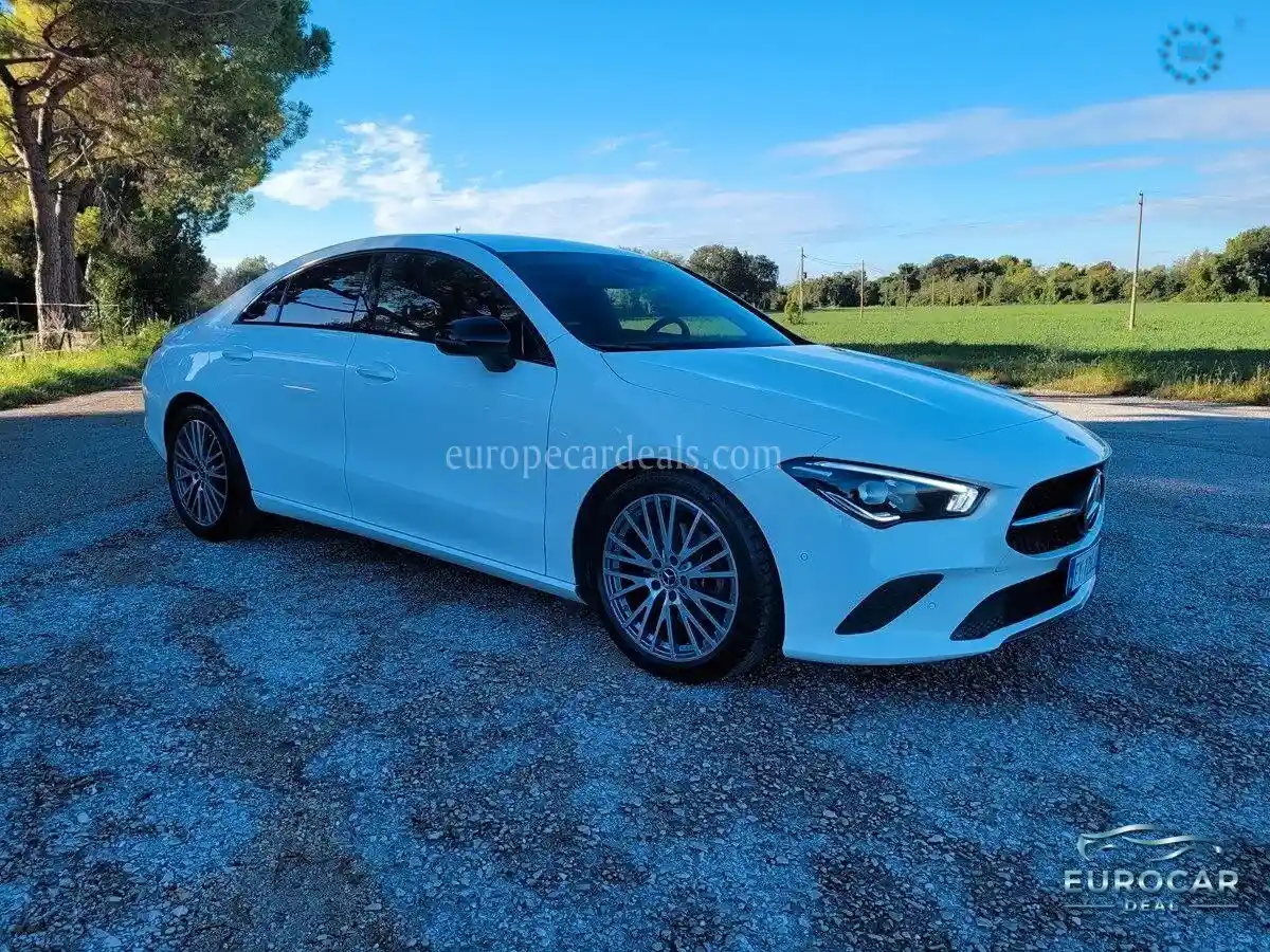 Mercedes-Benz CLA 200